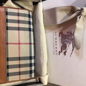 Burberry wallet